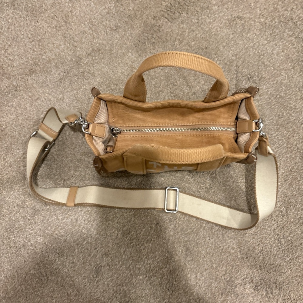 Marc Jacobs Tan Canvas Tote Bag - Picture 6 of 8